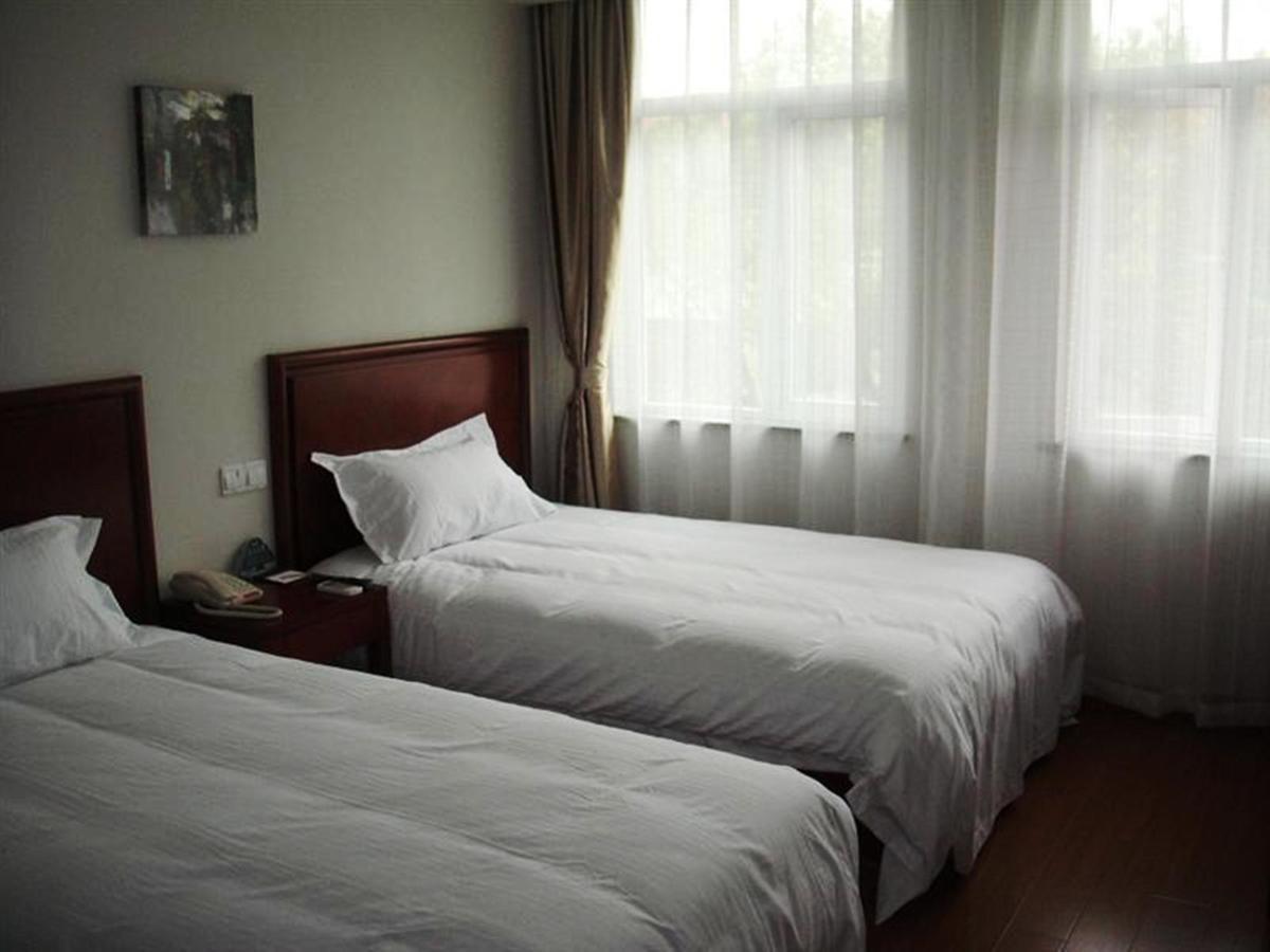 Greentree Inn Ningbo Cconvention Center East Bus Station Express Hotel Экстерьер фото