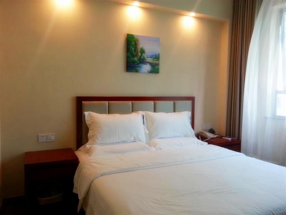 Greentree Inn Ningbo Cconvention Center East Bus Station Express Hotel Экстерьер фото